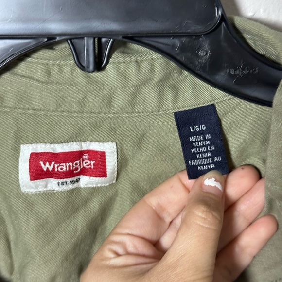 Wrangler Men Green Khaki Button Down Short‎ Sleeve Shirt size L. - Picture 4 of 7